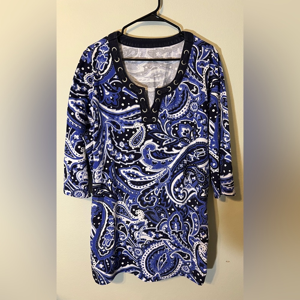 Woman Within Navy Three-Quarter Sleeve Grommet Notch Paisley Tunic! Size 1X. - Picture 2 of 15